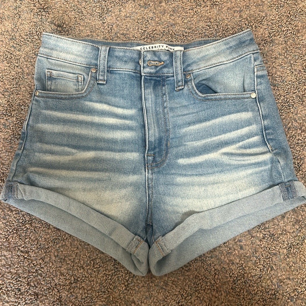 Celebrity Pink light wash Jean shorts The Iconic